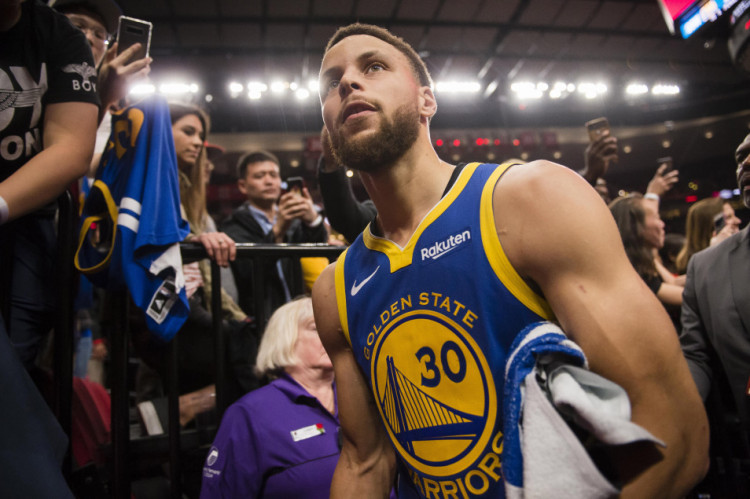 功成身退，阿尔巴、布斯克茨在退役之战中夺得美职联总冠军（阿尔巴与布斯克茨谢幕之战，加冕美职联总冠军）