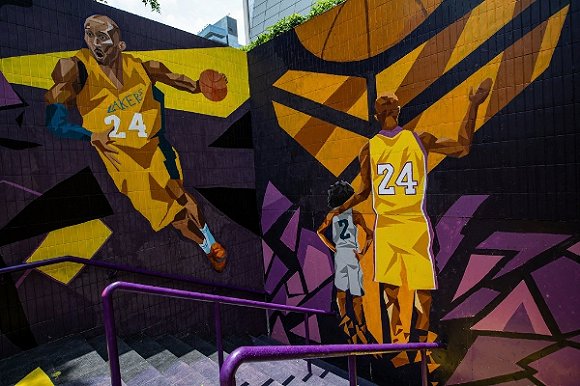 传记作者：莱万曾不满哈维的训练，他在波兰和拜仁都曾施压换帅（传记作者称：莱万不满哈维训练方式，曾在波兰与拜仁推动更换主帅）