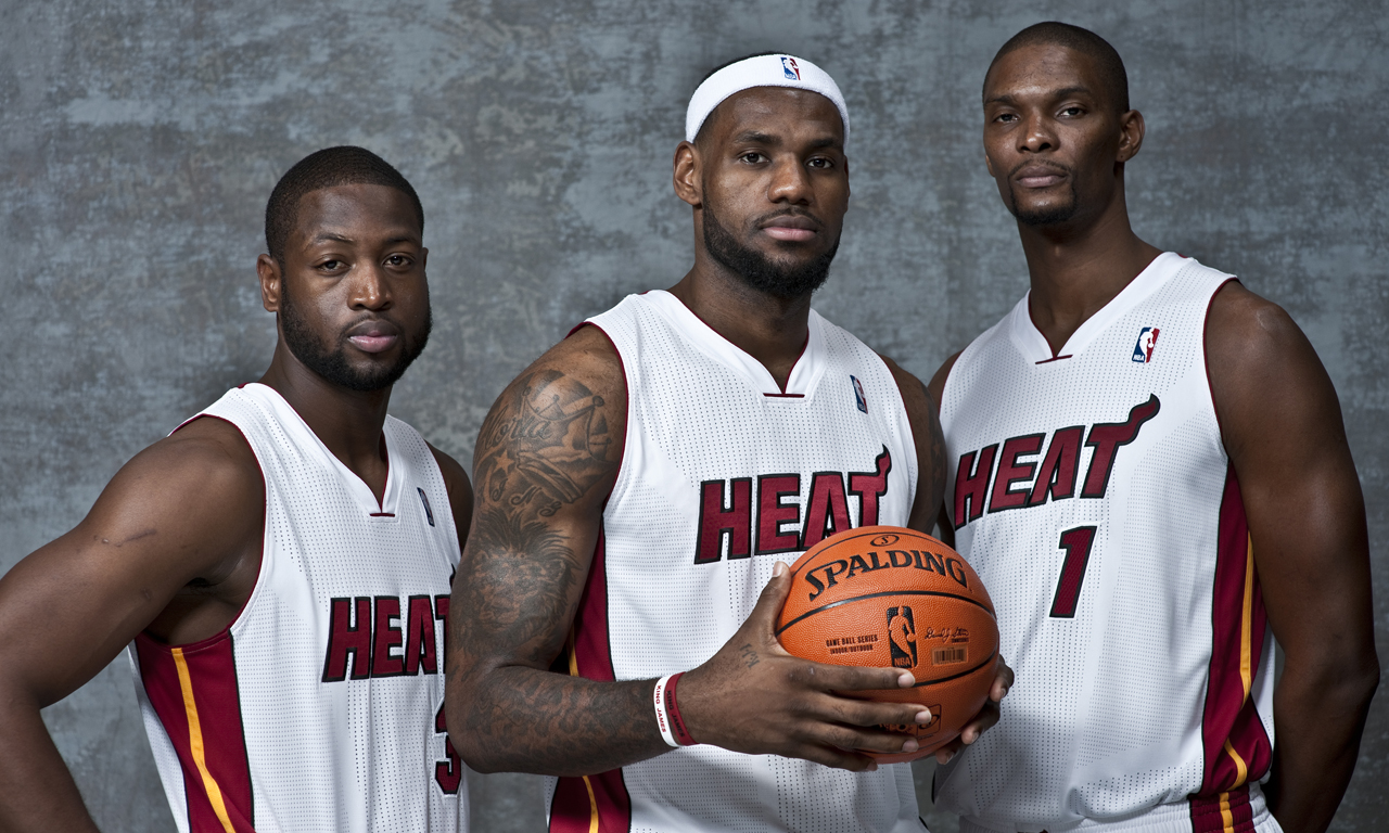 每体：巴萨内部对亚马尔每次客场都成为“头号公敌”感到担忧（每体：巴萨内部担忧亚马尔在客场场场沦为众矢之的）