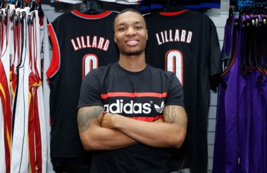 足球鞋选择攻略（足球鞋选购指南）