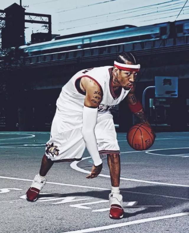 明知阿隆索镇不住巨星，皇马当初为啥还要请他？（既知阿隆索压不住大牌，皇马当时为何仍聘用他？）