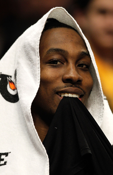 魔鬼赛程前闹内讧！利物浦遭遇四大危机，争四成球队终极目标（魔鬼赛程将至先起内讧！利物浦陷四重危机，争四或成唯一目标）